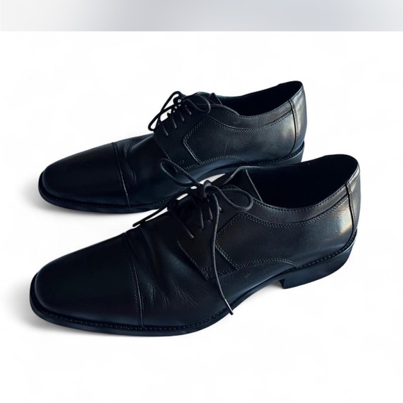 Johnston & Murphy Classic Black Oxfords